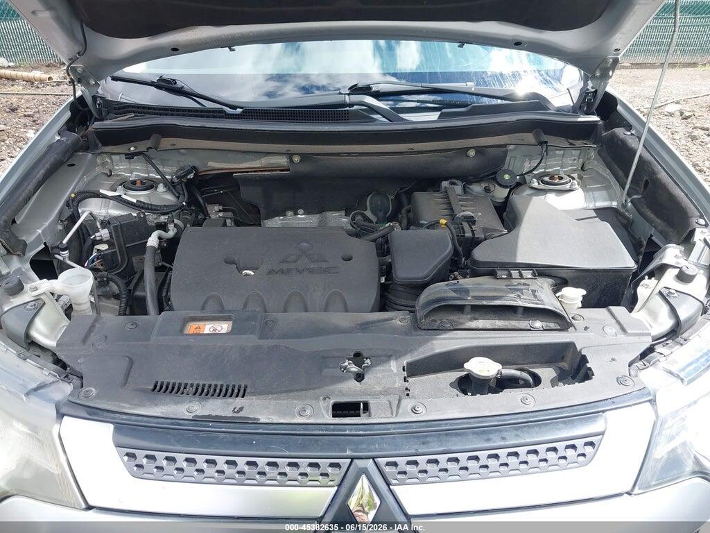 JA4AD3A32LZ019534 2020 MITSUBISHI OUTLANDER photo no. 10