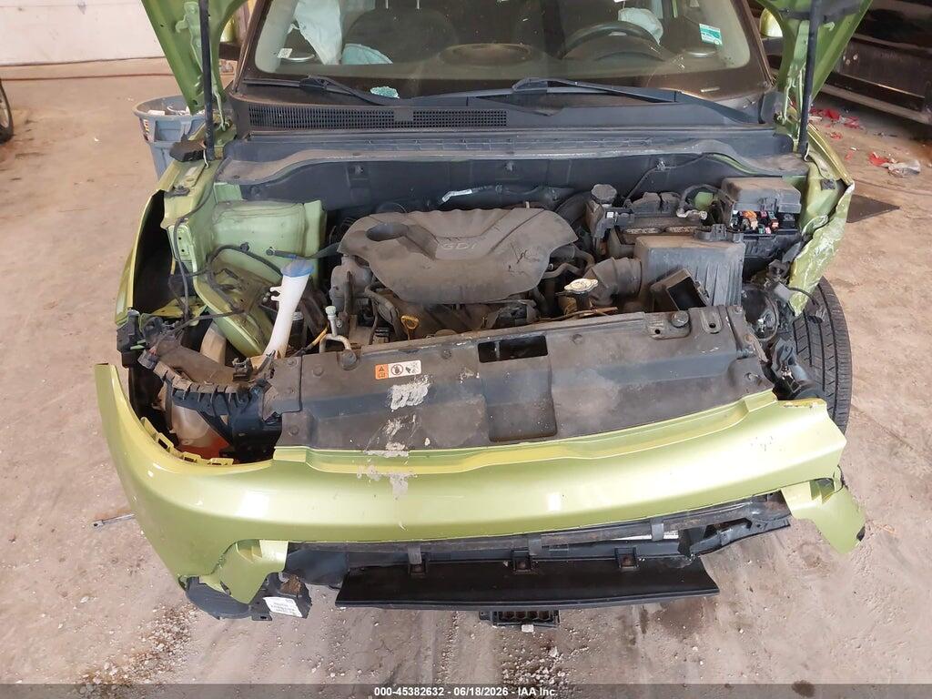 KNDJN2A29G7842032 2016 KIA SOUL photo no. 10