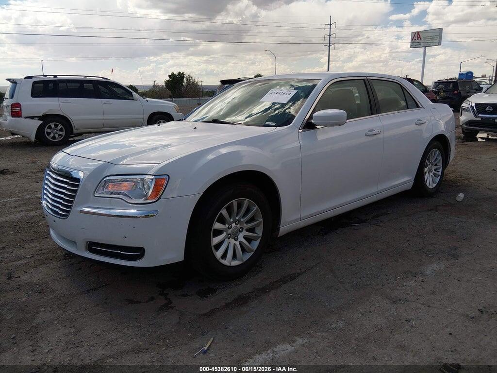 2C3CCAAG1EH378972 2014 CHRYSLER 300 photo no. 2