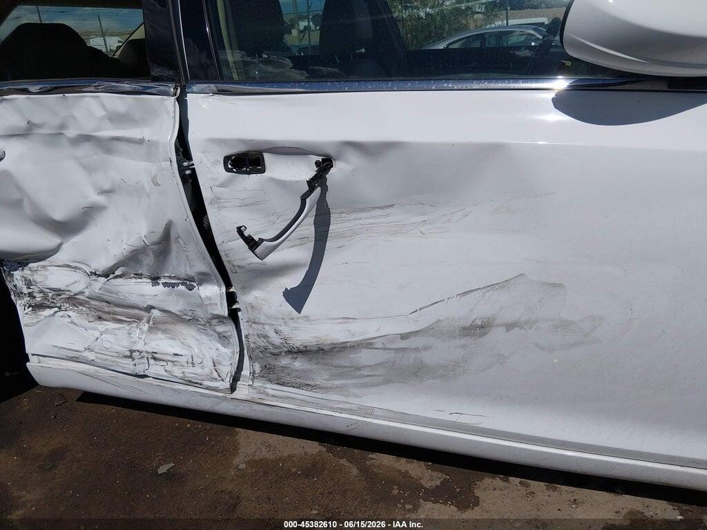 2C3CCAAG1EH378972 2014 CHRYSLER 300 photo no. 6