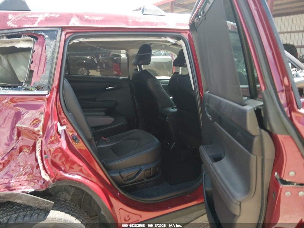 5TDGBRCH1MS532472 2021 TOYOTA HIGHLANDER photo no. 8