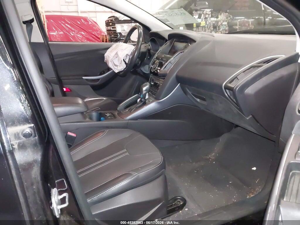 1FADP3N21DL335609 2013 FORD FOCUS photo no. 5