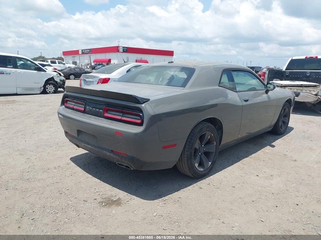 2C3CDZAG0JH242502 2018 DODGE CHALLENGER photo no. 4