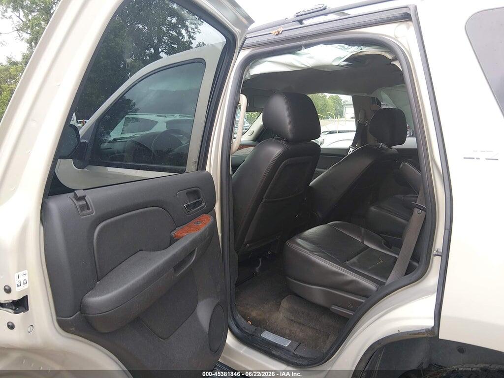 1GNUKCE07AR104821 2010 CHEVROLET TAHOE photo no. 8