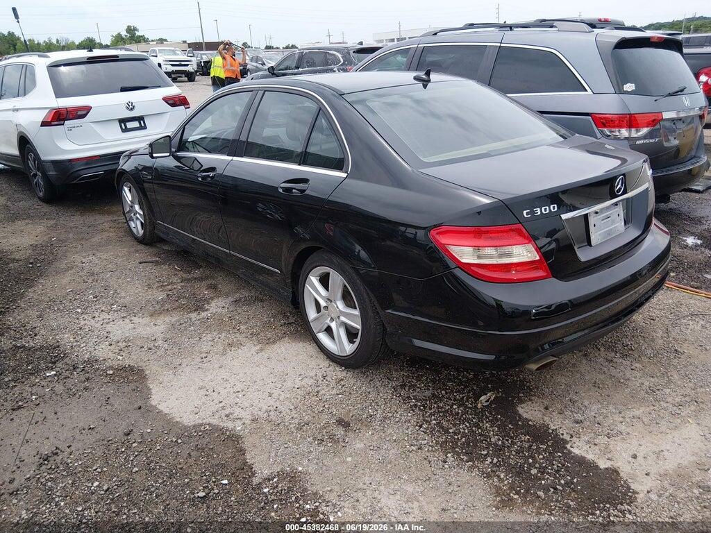 WDDGF8BB4BR177049 2011 MERCEDES-BENZ C 300 photo no. 3