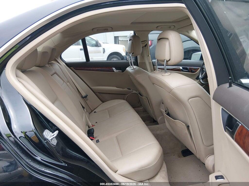 WDDGF8BB4BR177049 2011 MERCEDES-BENZ C 300 photo no. 8