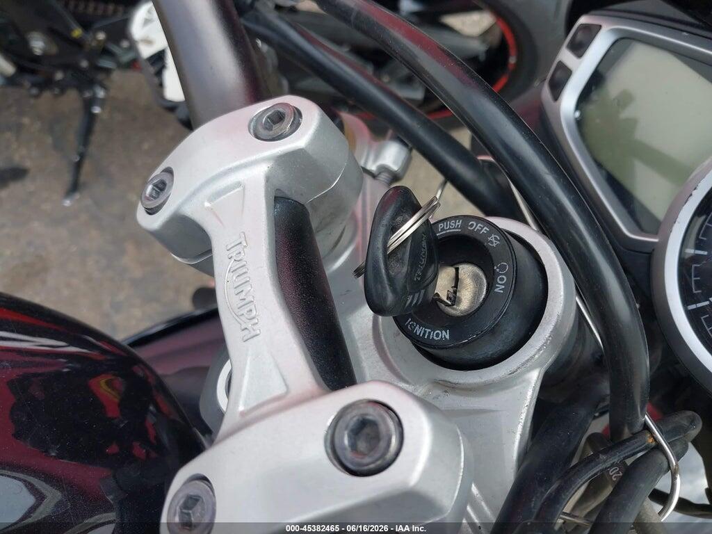 SMTL02NE3DT572358 2013 TRIUMPH MOTORCYCLE STREET TRIPLE photo no. 11