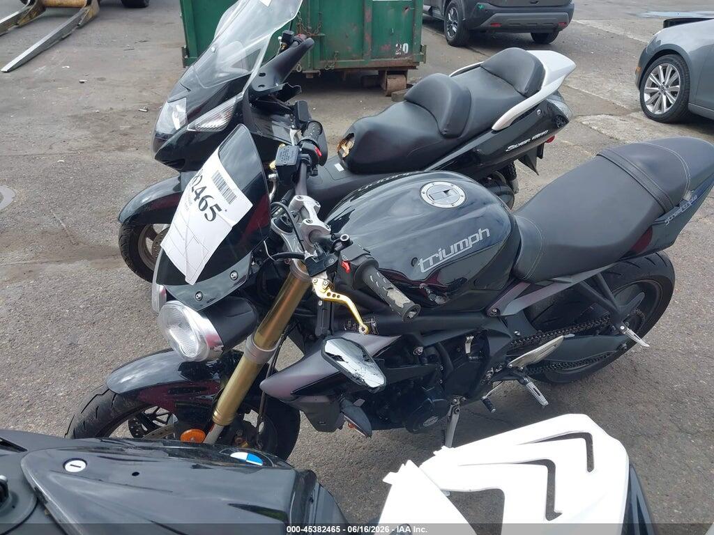 SMTL02NE3DT572358 2013 TRIUMPH MOTORCYCLE STREET TRIPLE photo no. 2