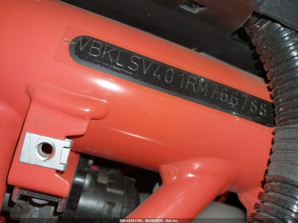 VBKLSV401RM766788 2024 KTM 690 photo no. 10