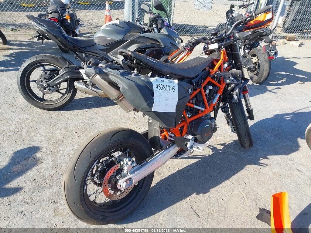 VBKLSV401RM766788 2024 KTM 690 photo no. 4