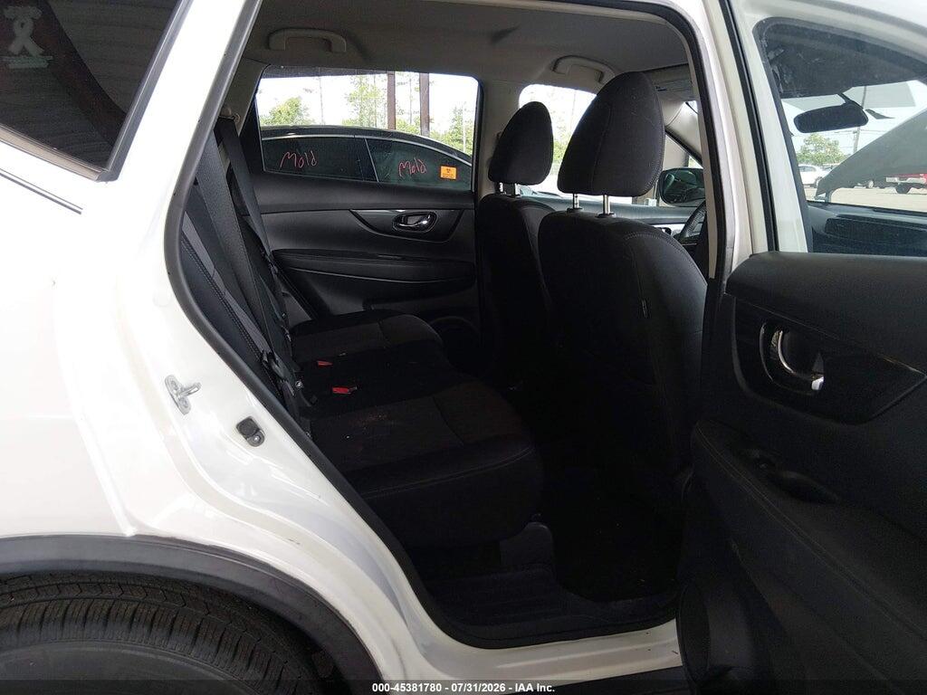 KNMAT2MT4HP527800 2017 NISSAN ROGUE photo no. 8