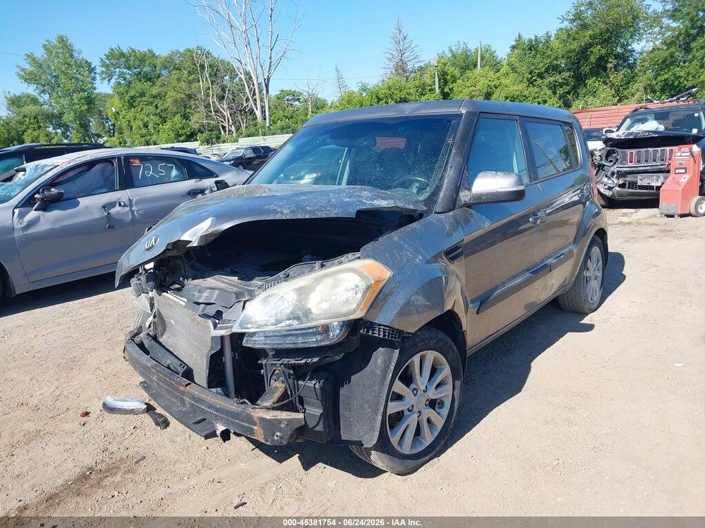 KNDJT2A66D7606040 2013 KIA SOUL photo no. 2