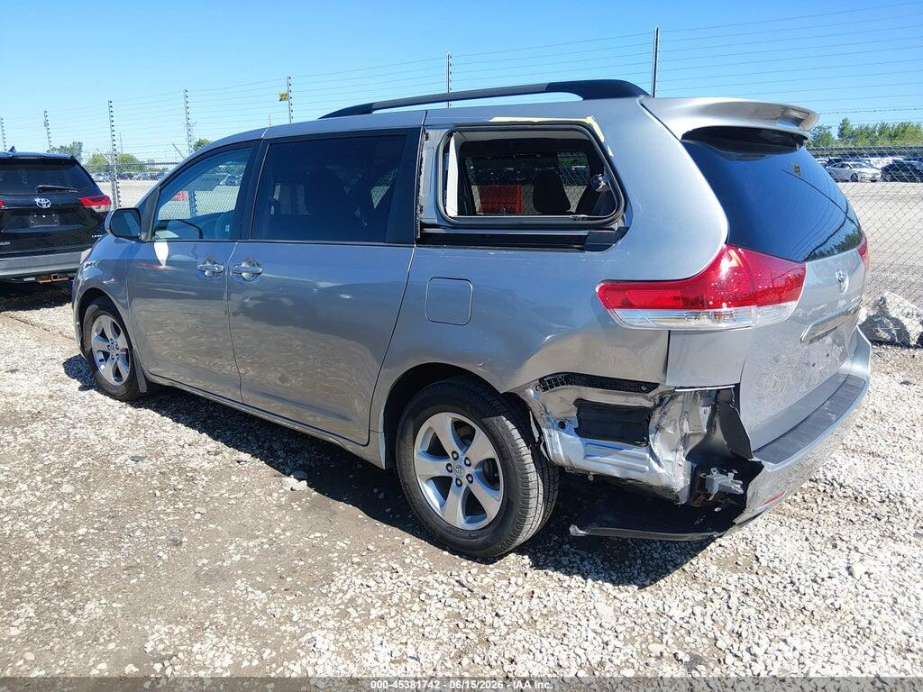 5TDKK3DC9DS389846 2013 TOYOTA SIENNA photo no. 3