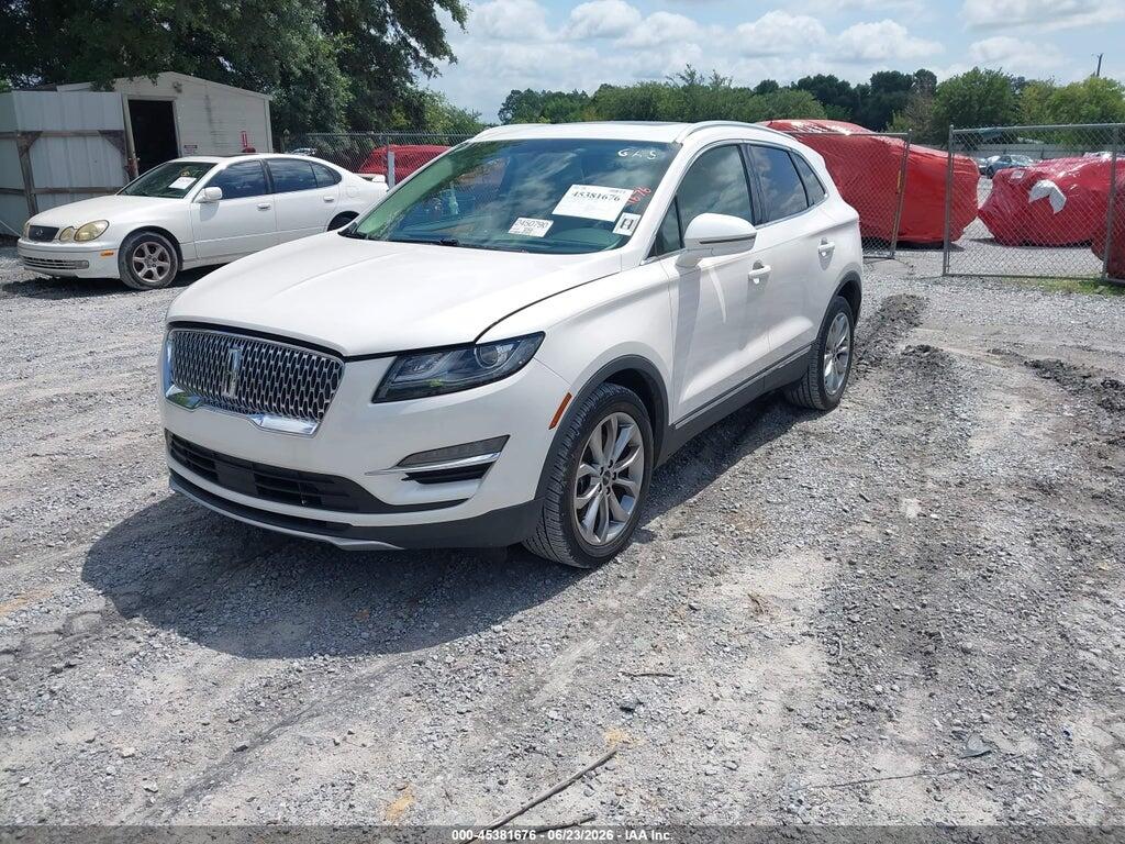 5LMCJ2C94KUL18224 2019 LINCOLN MKC photo no. 2