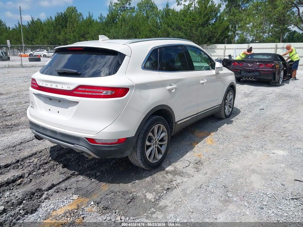 5LMCJ2C94KUL18224 2019 LINCOLN MKC photo no. 4
