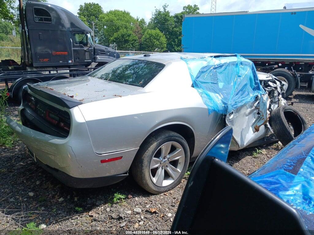 2C3CDZAG8PH573966 2023 DODGE CHALLENGER photo no. 4