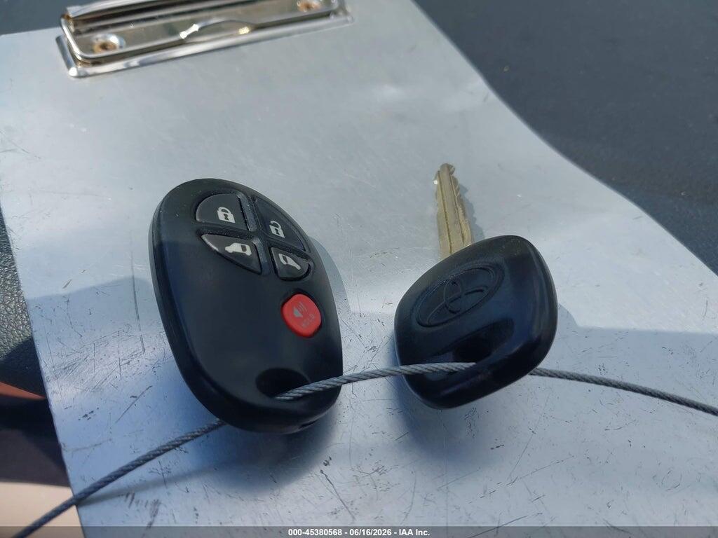 5TDKK3DC1FS615378 2015 TOYOTA SIENNA photo no. 11