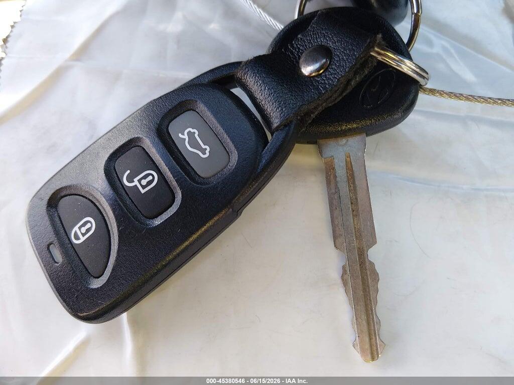 KMHDH4AE9GU604544 2016 HYUNDAI ELANTRA photo no. 11