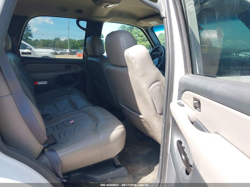 1GNEC13T31R216826 2001 CHEVROLET TAHOE photo no. 8