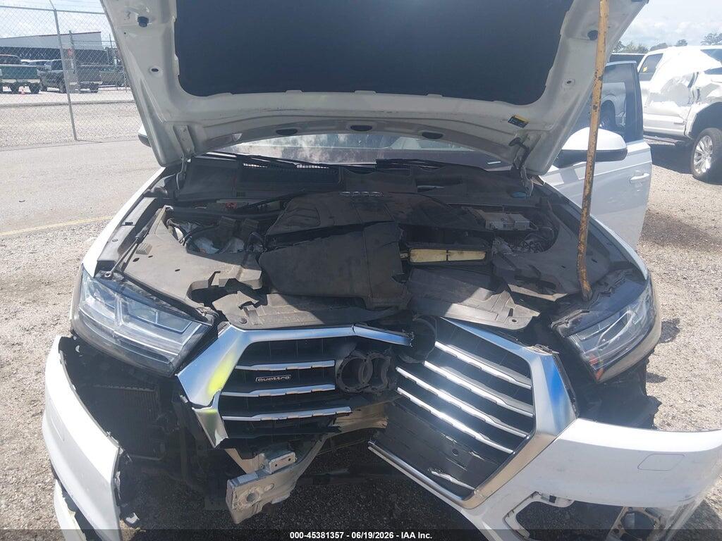 WA1VAAF72JD020249 2018 AUDI Q7 photo no. 10