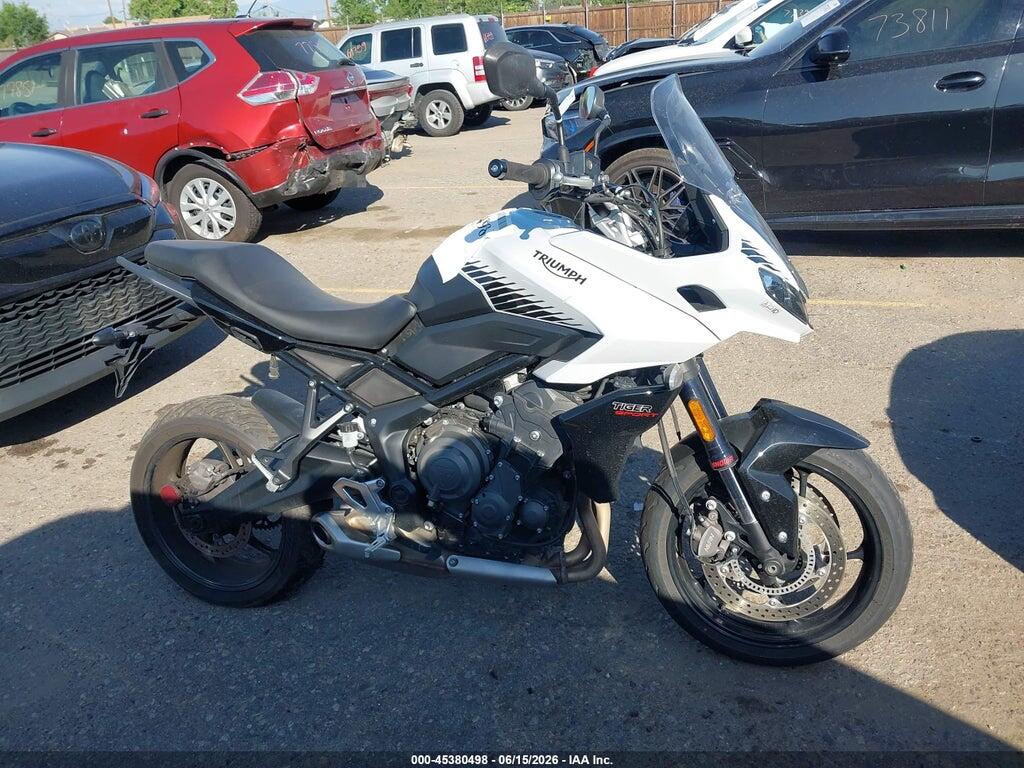 SMTL20UL6RTBM9749 2024 TRIUMPH MOTORCYCLE TIGER photo no. 12