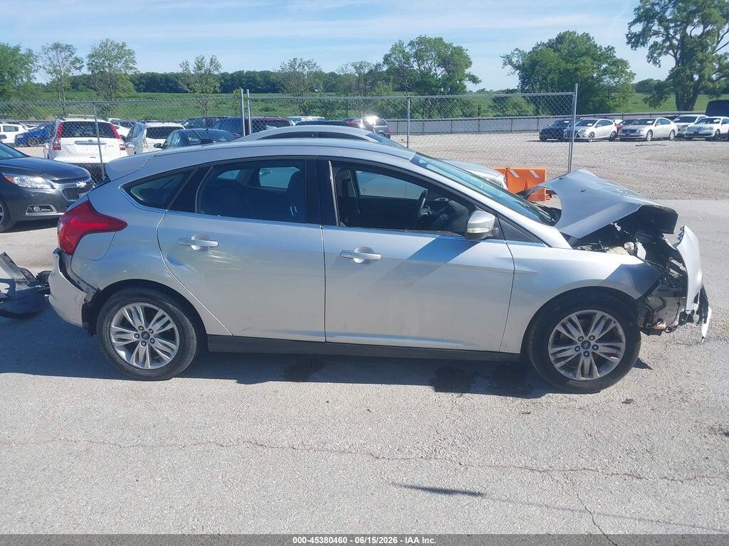 1FAHP3M21CL337832 2012 FORD FOCUS photo no. 12