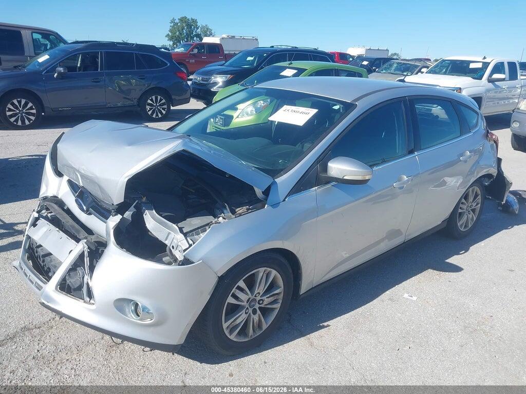 1FAHP3M21CL337832 2012 FORD FOCUS photo no. 2