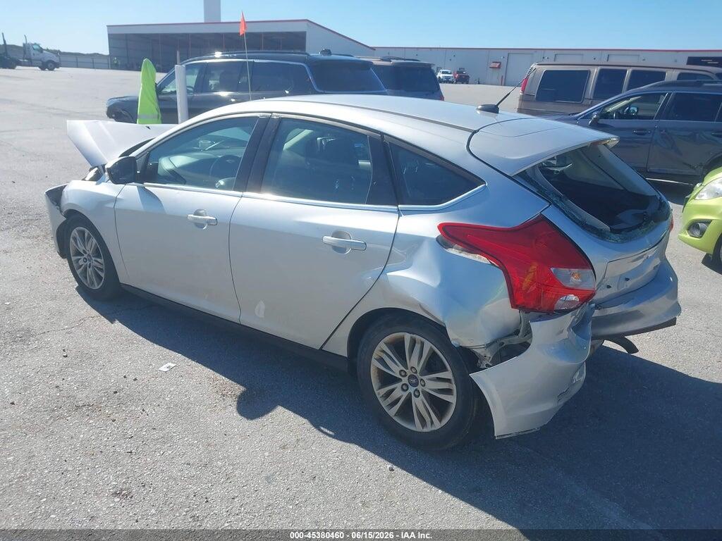 1FAHP3M21CL337832 2012 FORD FOCUS photo no. 3