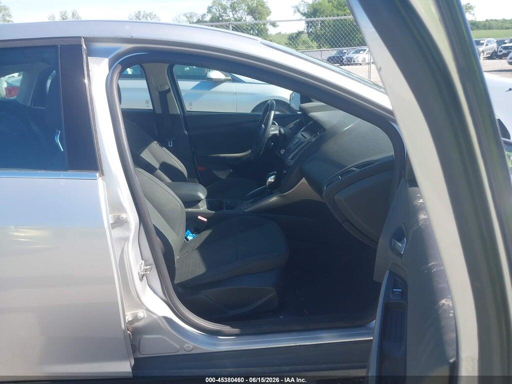1FAHP3M21CL337832 2012 FORD FOCUS photo no. 5