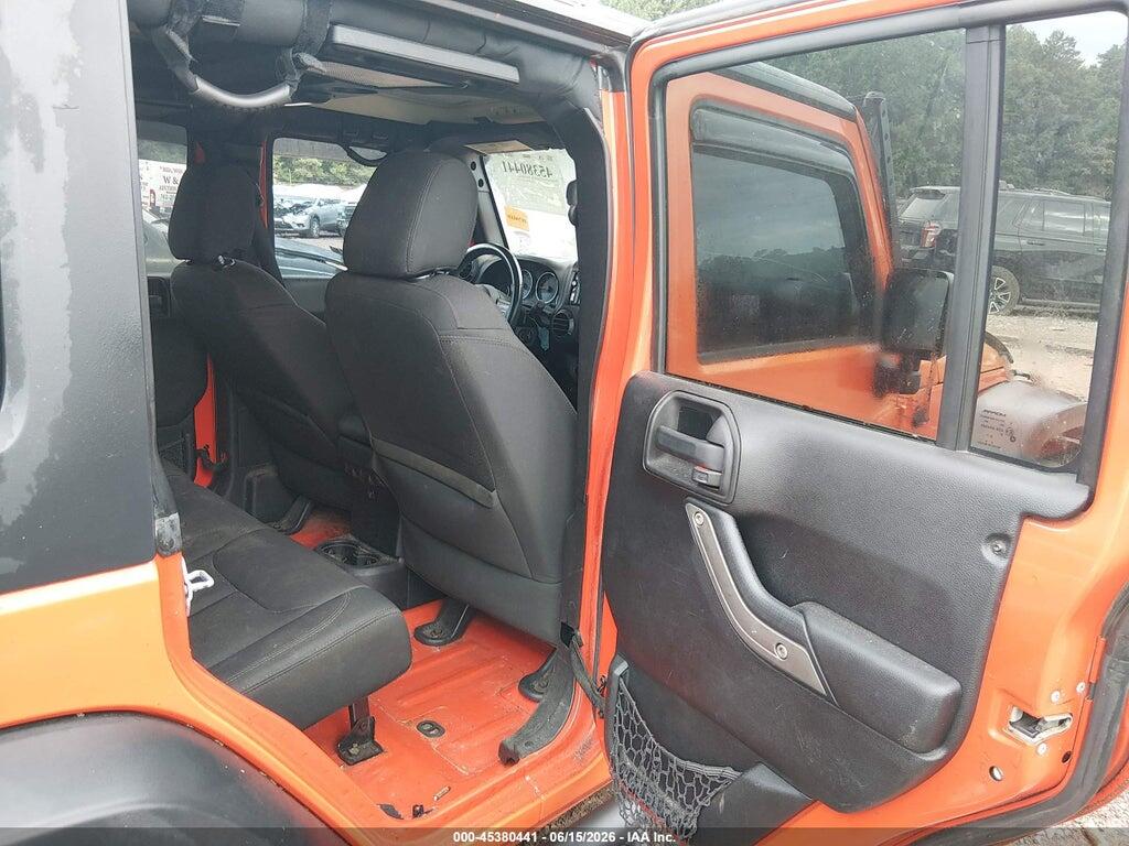 1C4BJWDG0FL588652 2015 JEEP WRANGLER UNLIMITED photo no. 8