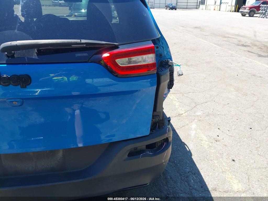 1C4PJLCB0JD595646 2018 JEEP CHEROKEE photo no. 6