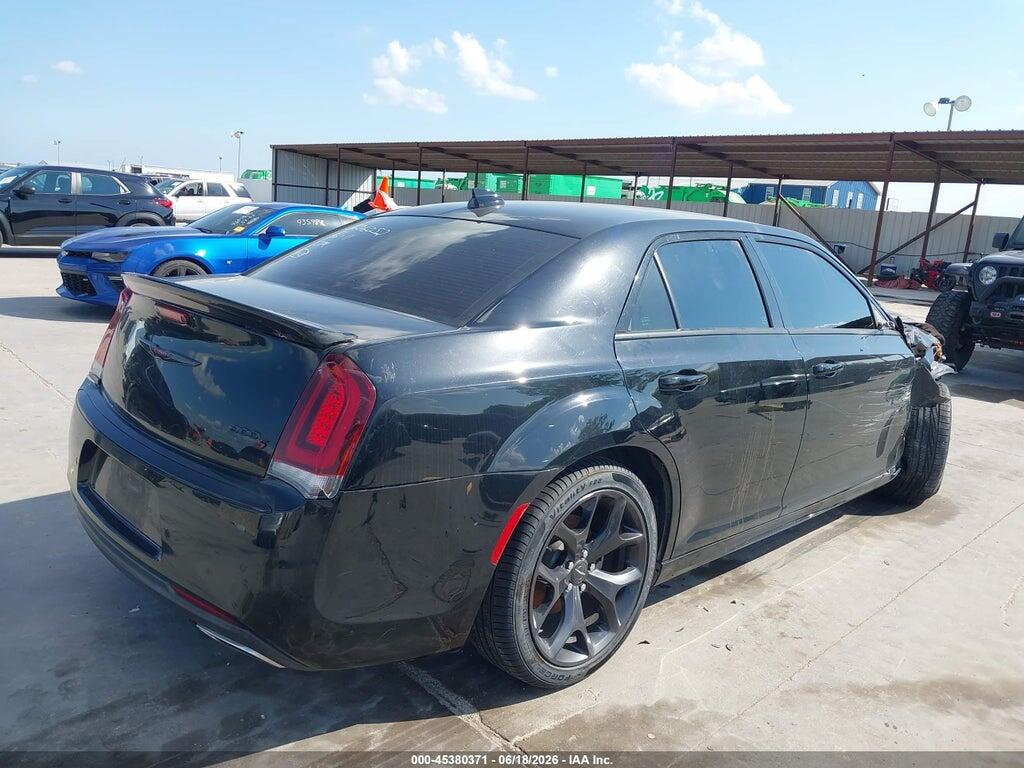 2C3CCABT7MH551517 2021 CHRYSLER 300 photo no. 4