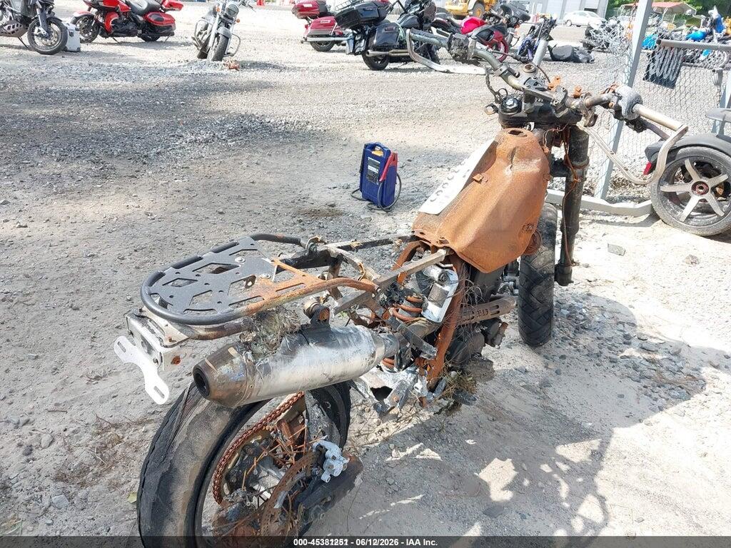 JS1SK44A5N7101556 2022 SUZUKI DR-Z400 photo no. 4