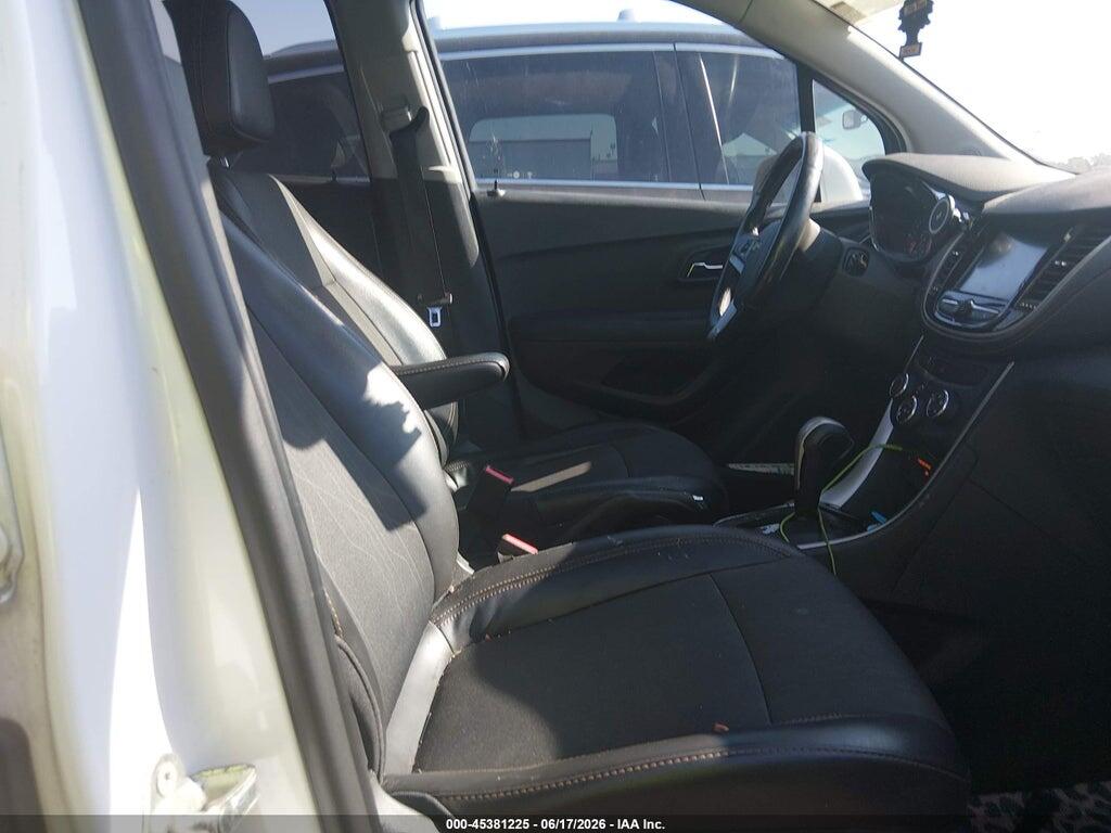 3GNCJLSB0HL279921 2017 CHEVROLET TRAX photo no. 5