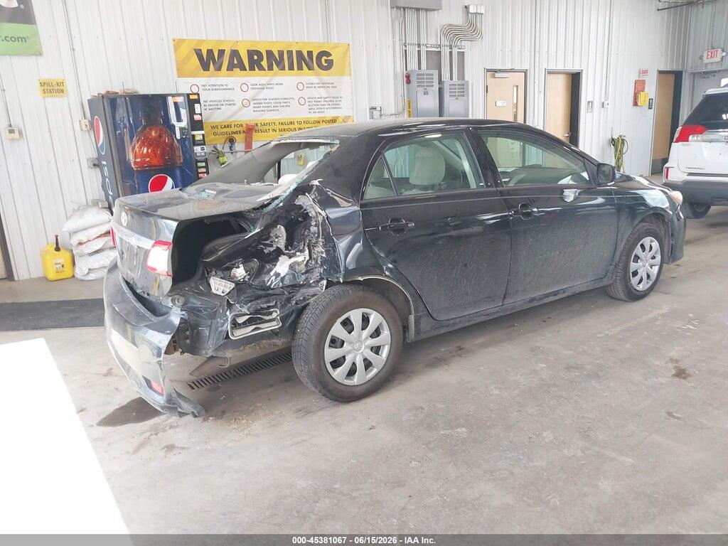 2T1BU4EE1DC114545 2013 TOYOTA COROLLA photo no. 4