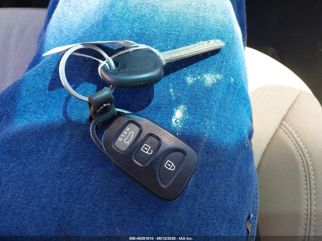KNAGM4A76D5363270 2013 KIA OPTIMA photo no. 11