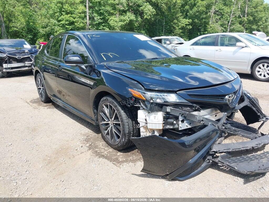 4T1G11BK7MU033569 2021 TOYOTA CAMRY photo no. 1
