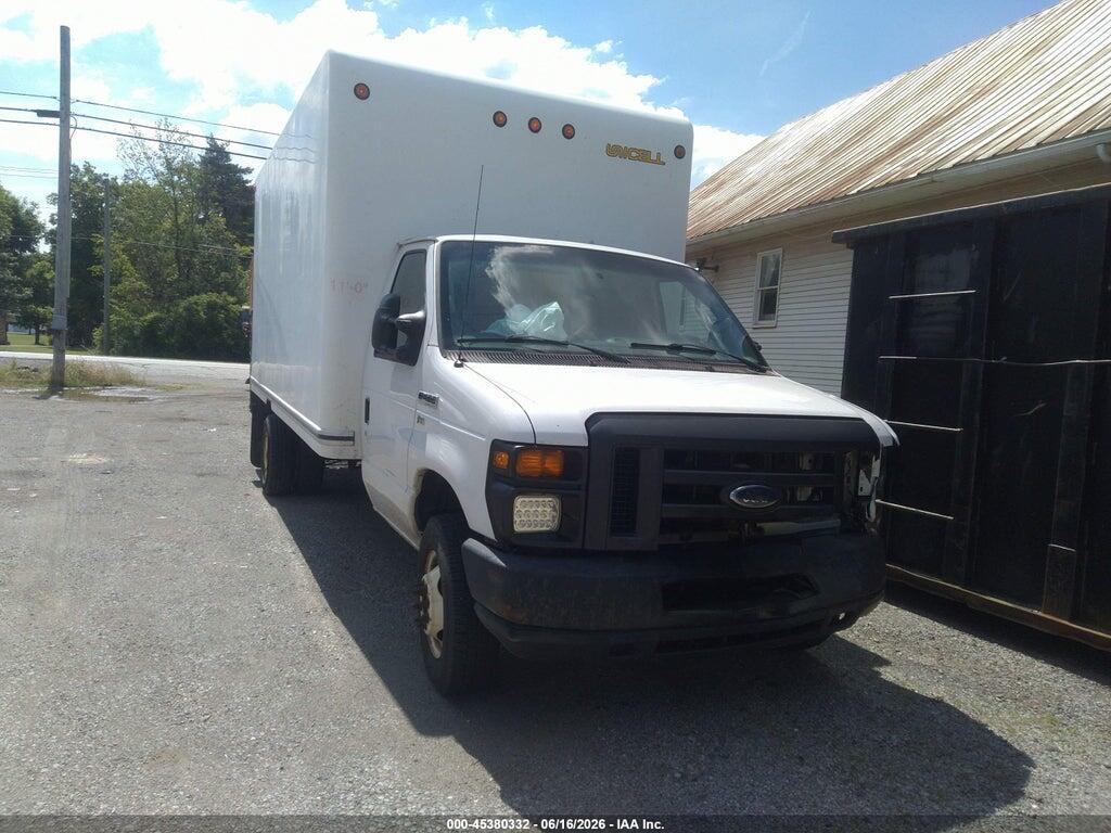 1FDXE4FL3DDA89680 2013 FORD E-450 CUTAWAY photo no. 2