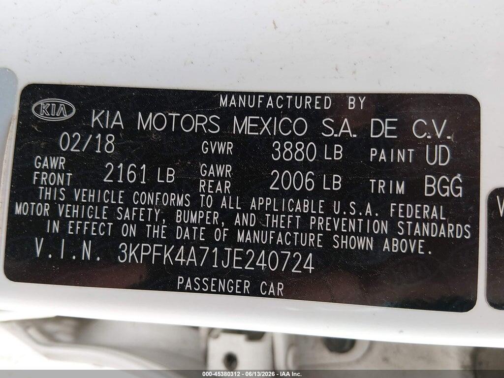 3KPFK4A71JE240724 2018 KIA FORTE photo no. 9