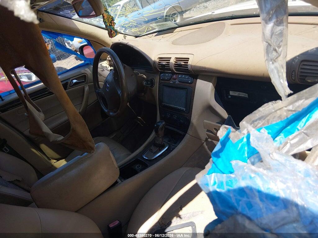 WDBRF61J74E016994 2004 MERCEDES-BENZ C 240 photo no. 5