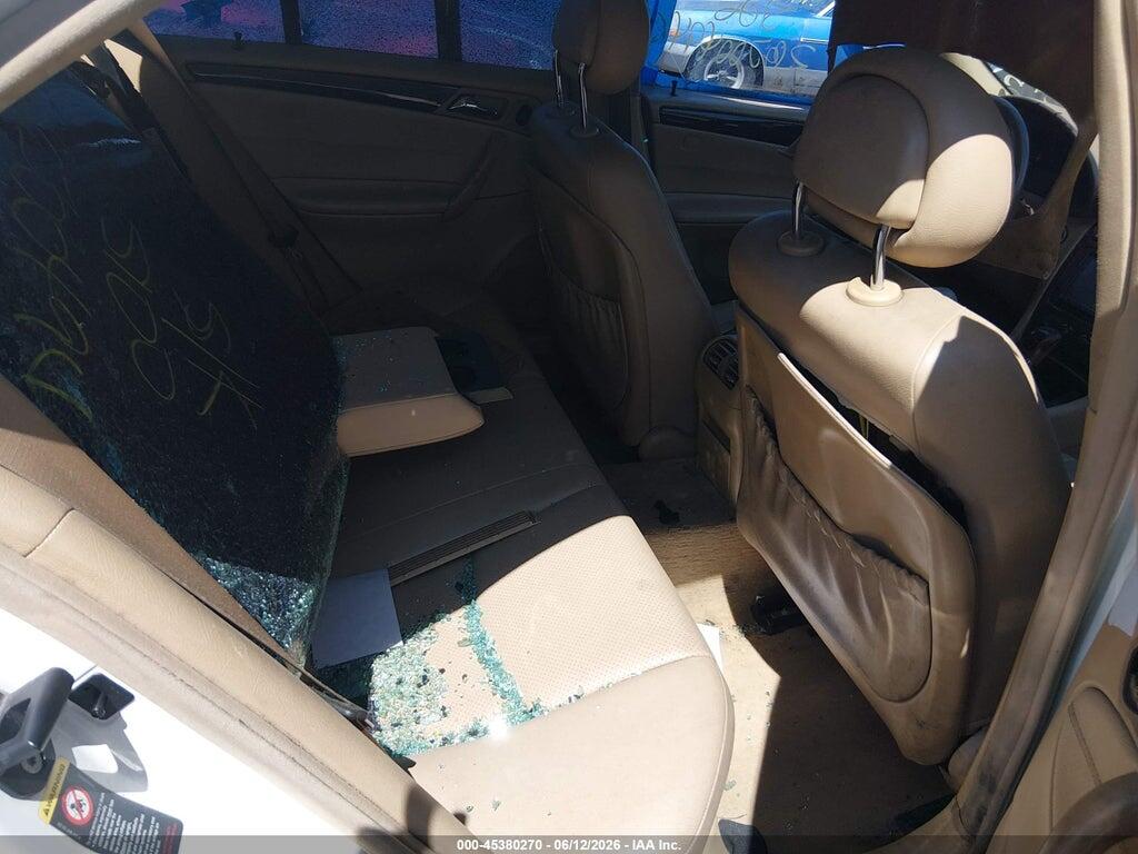 WDBRF61J74E016994 2004 MERCEDES-BENZ C 240 photo no. 8