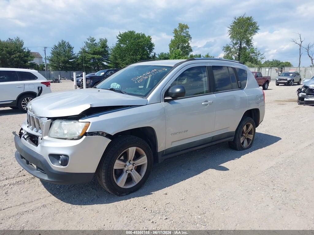 1J4NF1FB5BD193464 2011 JEEP COMPASS photo no. 2