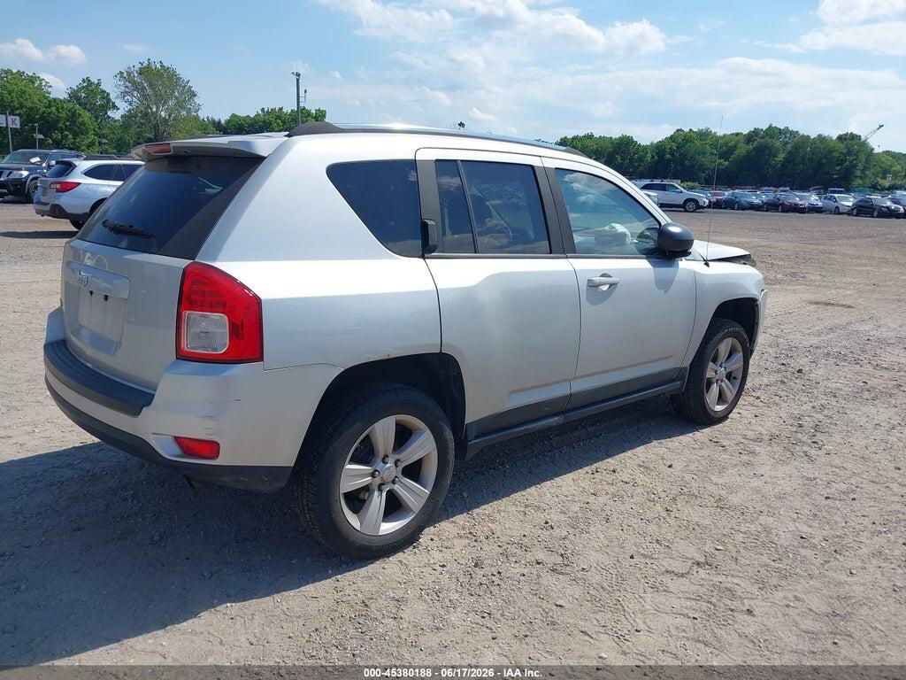 1J4NF1FB5BD193464 2011 JEEP COMPASS photo no. 4