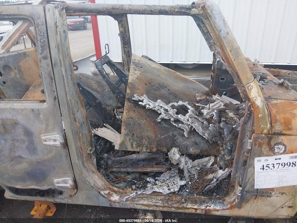 1C4BJWEG6CL264776 2012 JEEP WRANGLER UNLIMITED photo no. 5