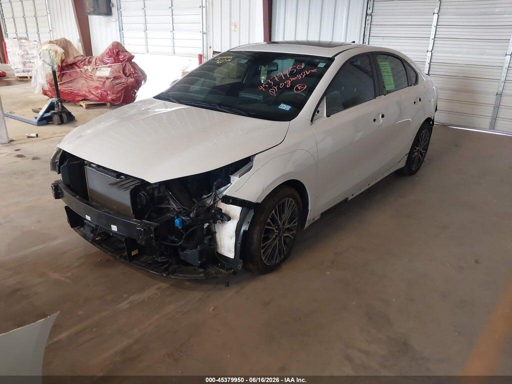 3KPF54AD3RE754986 2024 KIA FORTE photo no. 2