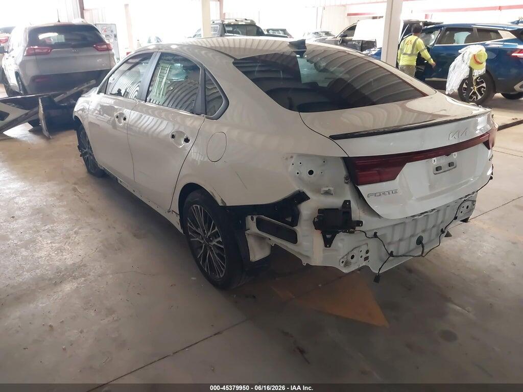 3KPF54AD3RE754986 2024 KIA FORTE photo no. 3