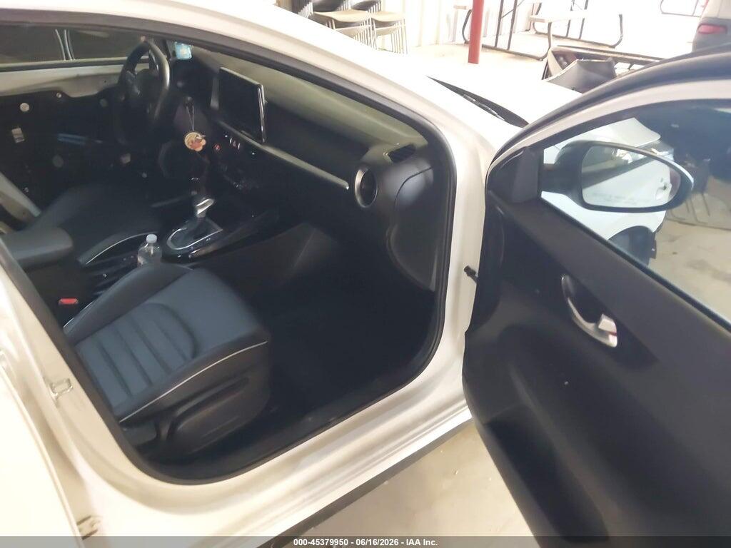 3KPF54AD3RE754986 2024 KIA FORTE photo no. 5