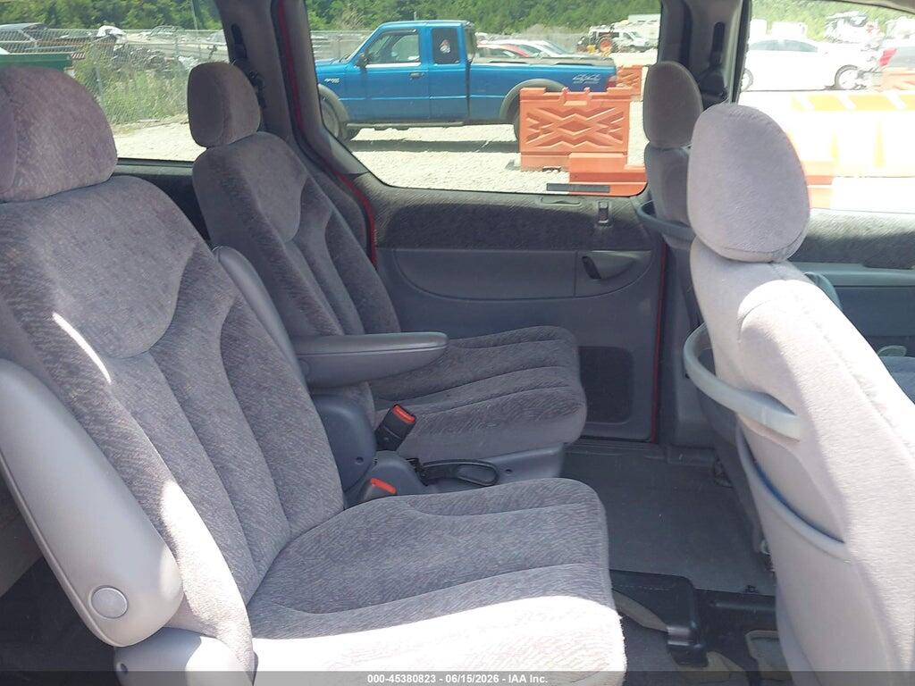2B4GP44G3YR568542 2000 DODGE GRAND CARAVAN photo no. 8