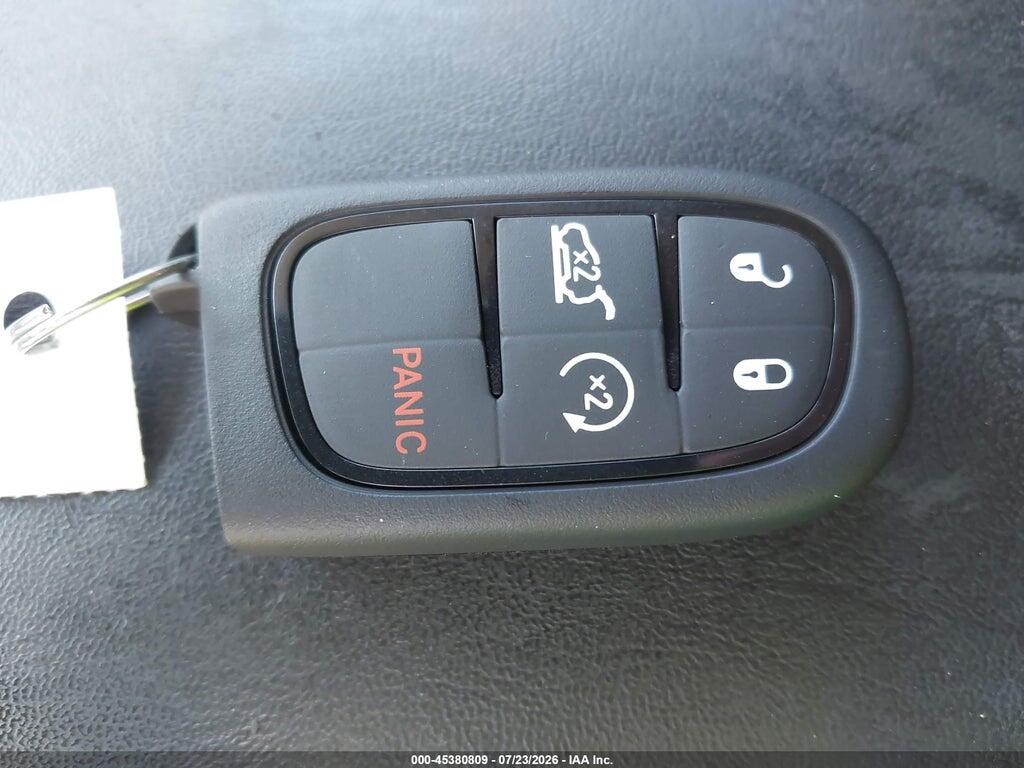 1C4PJLDB5JD565315 2018 JEEP CHEROKEE photo no. 11