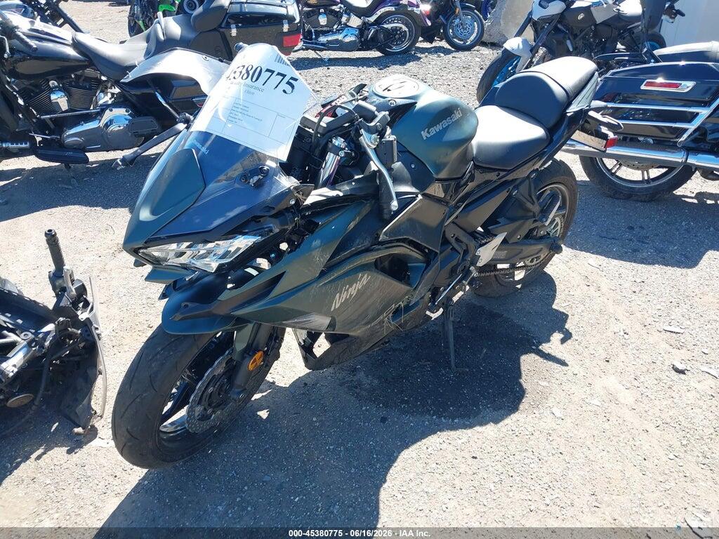 ML5EXEP18SDAD7332 2025 KAWASAKI EX650 photo no. 2